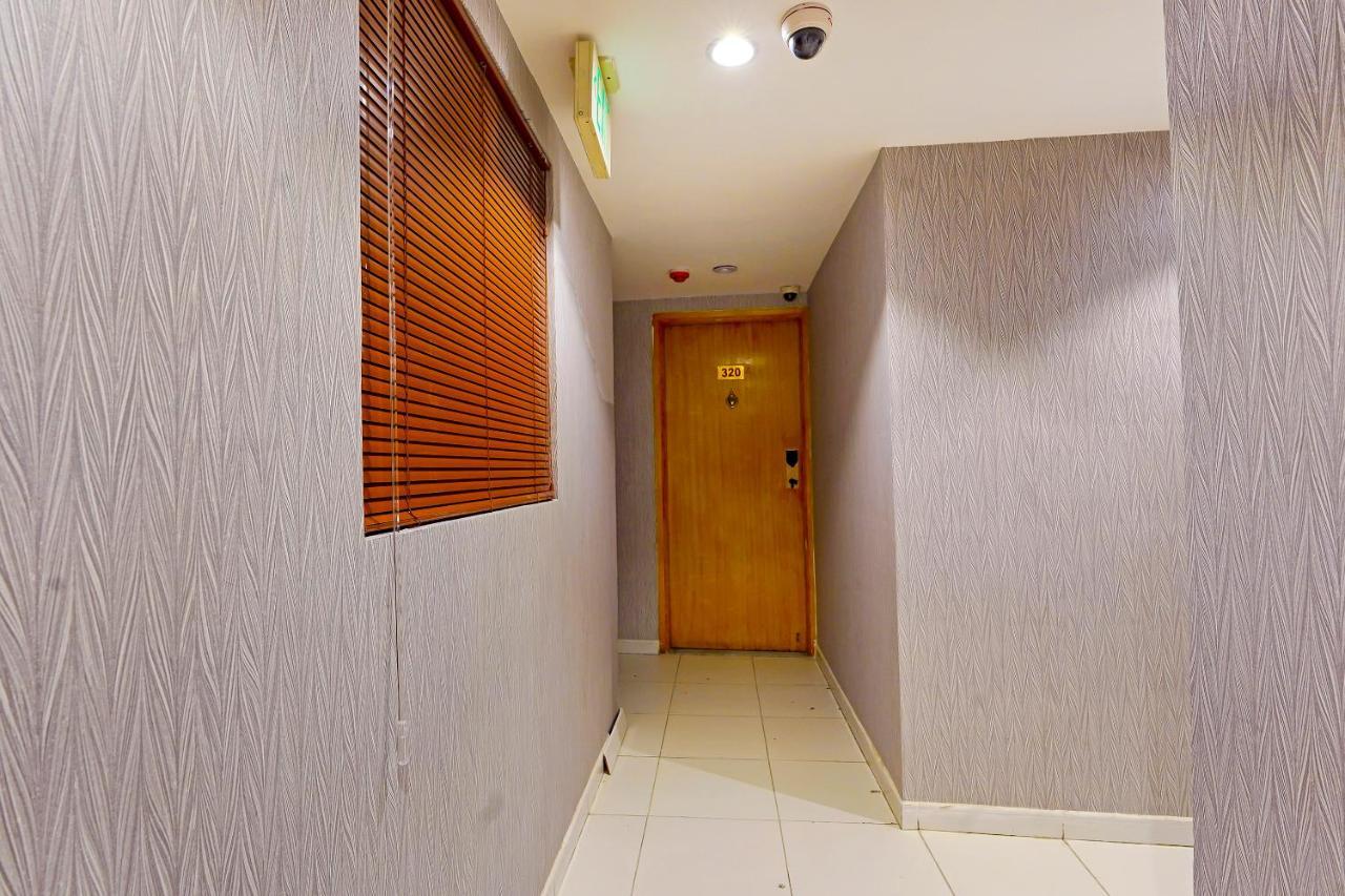 Oyo 925 Emirates Hotel Dubai Eksteriør billede